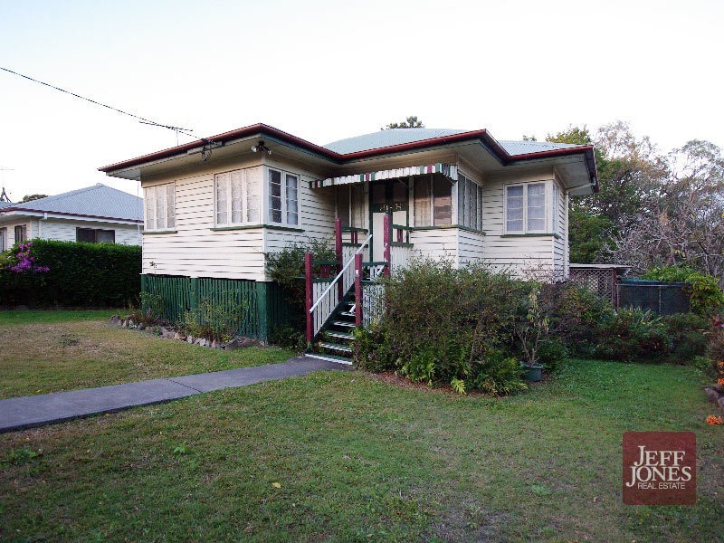 98 Earl Street, Greenslopes QLD 4120