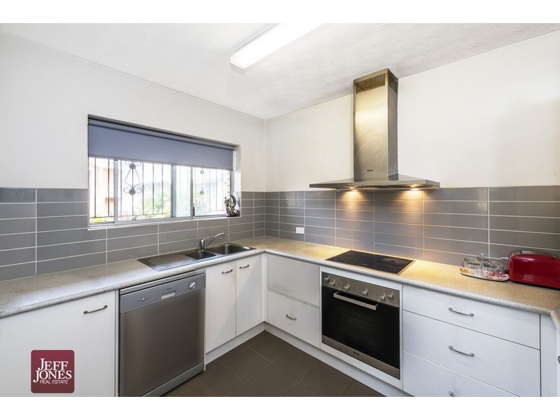 1/339 Cavendish Road, Coorparoo QLD 4151