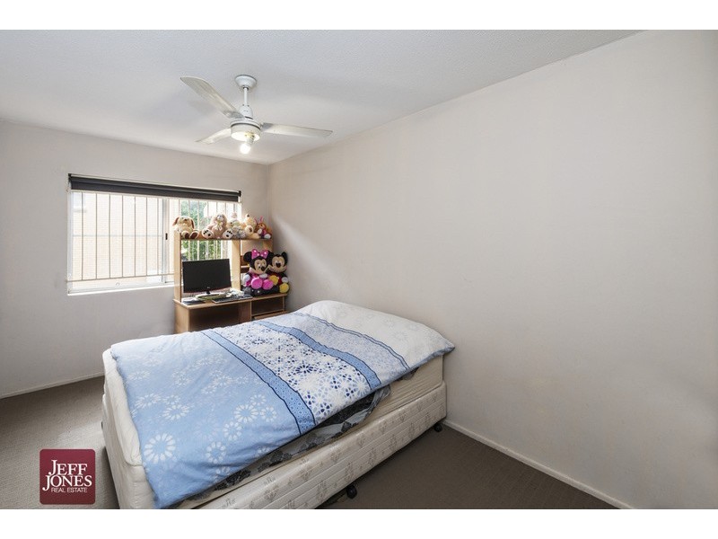 1/339 Cavendish Road, Coorparoo QLD 4151