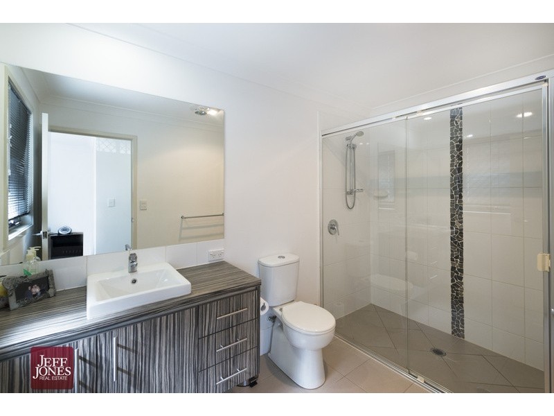55 Worchester Crescent, Wakerley QLD 4154