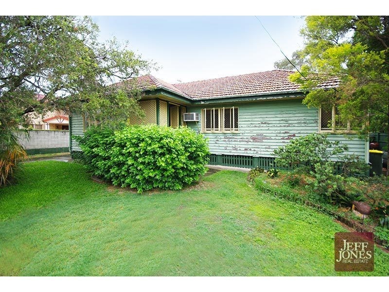 76 Pembroke Street, Carina QLD 4152