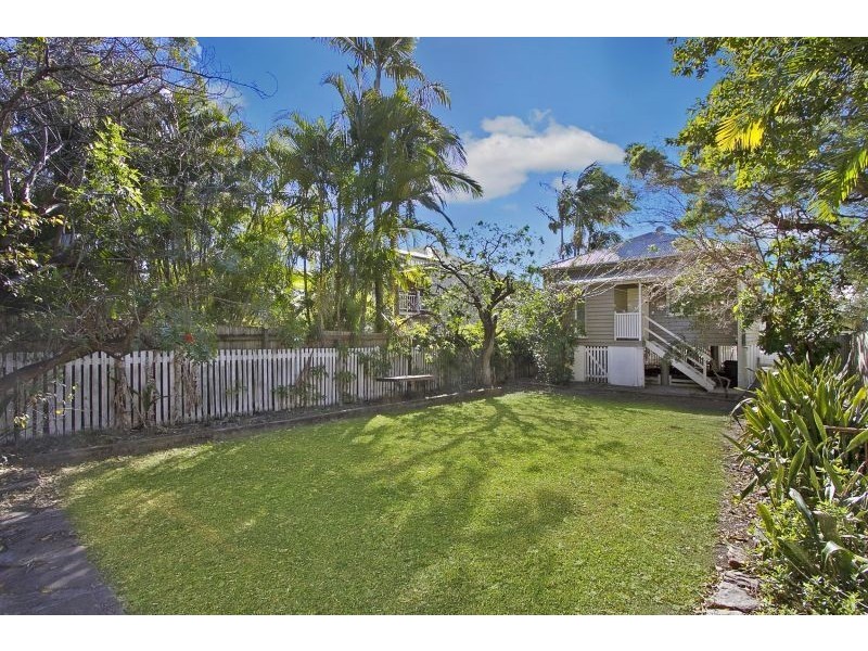 45 Jubilee Street, Greenslopes QLD 4120