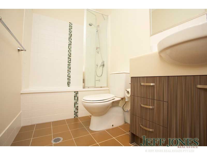 3/25 Vine Street, Greenslopes QLD 4120