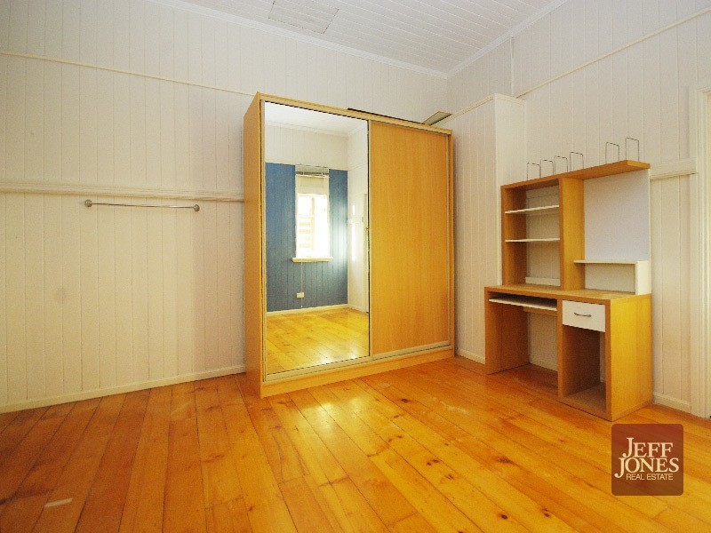 276 Ekibin Road, Tarragindi QLD 4121