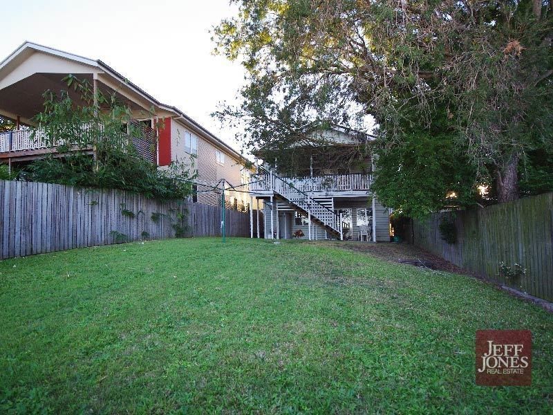 276 Ekibin Road, Tarragindi QLD 4121