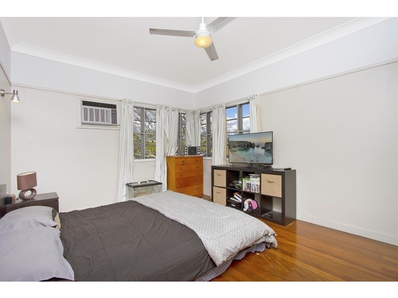 579 D’Arcy Road, Carina QLD 4152