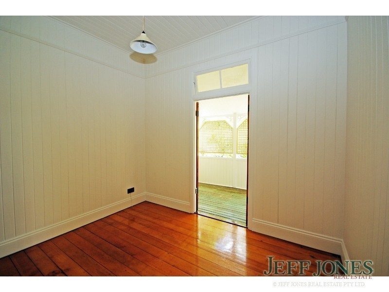 1 Sword Street, Woolloongabba QLD 4102