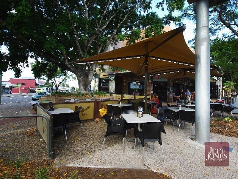 2/12 Old Cleveland Road, Greenslopes QLD 4120