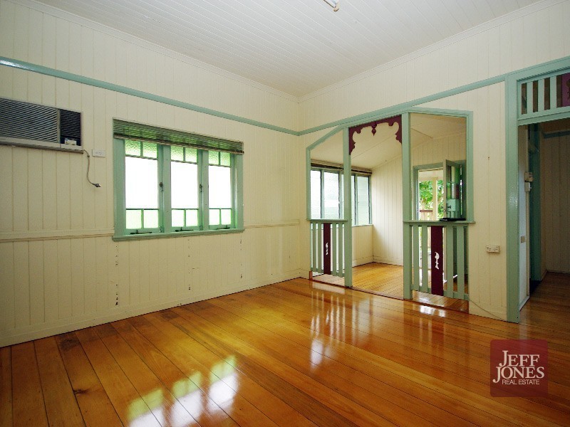 72 Pembroke Road, Coorparoo QLD 4151