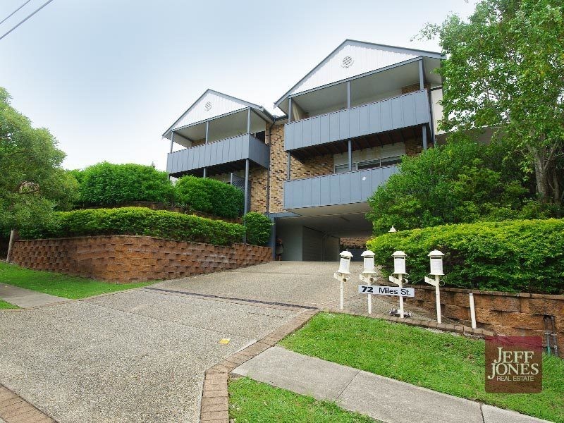 1/72 Miles Street, Hawthorne QLD 4171