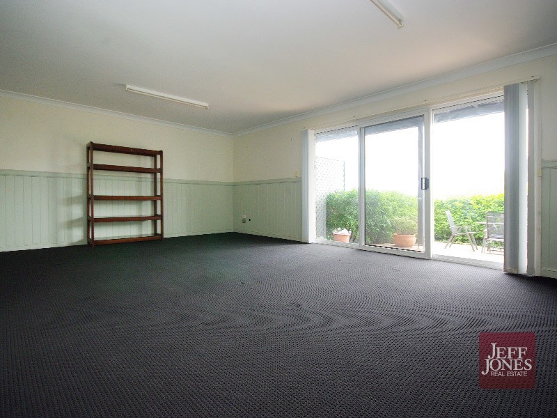 1/72 Miles Street, Hawthorne QLD 4171