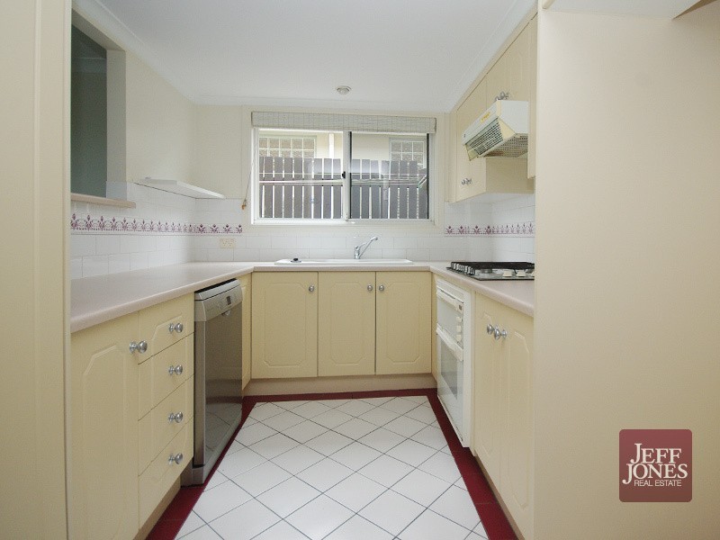 1/72 Miles Street, Hawthorne QLD 4171