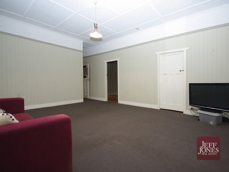 14 Leicester Street, Coorparoo QLD 4151