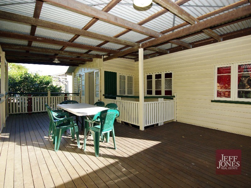 14 Leicester Street, Coorparoo QLD 4151