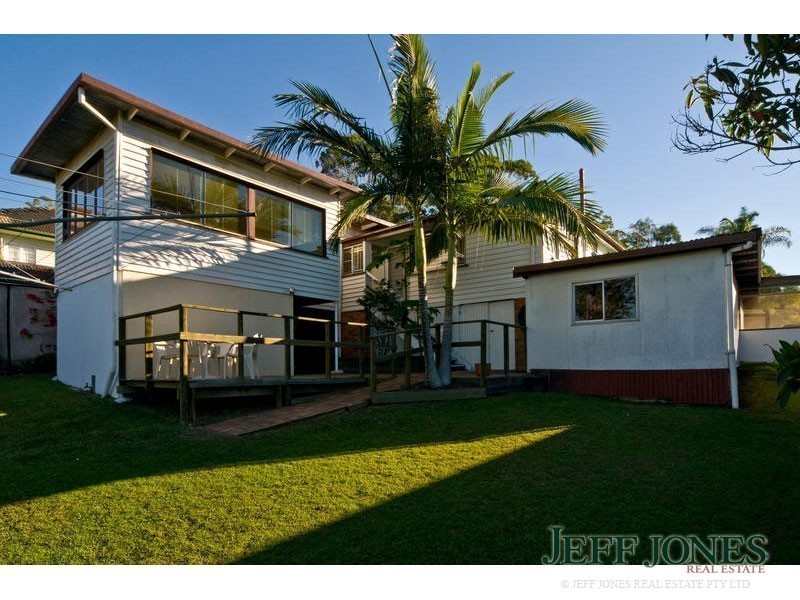 96 Peach Street, Greenslopes QLD 4120