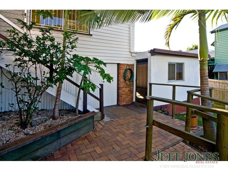 96 Peach Street, Greenslopes QLD 4120