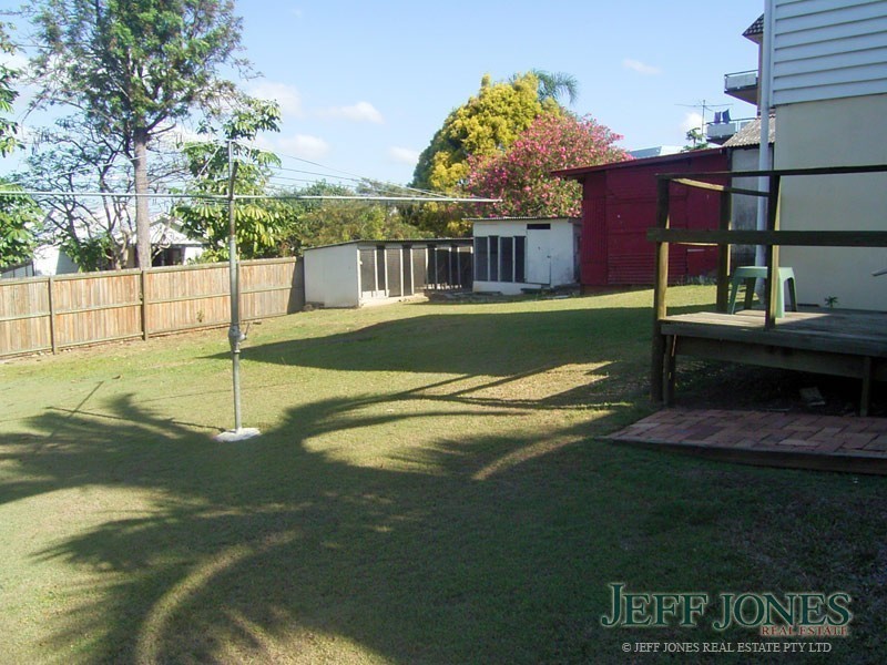 96 Peach Street, Greenslopes QLD 4120