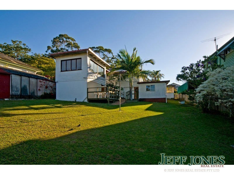 96 Peach Street, Greenslopes QLD 4120