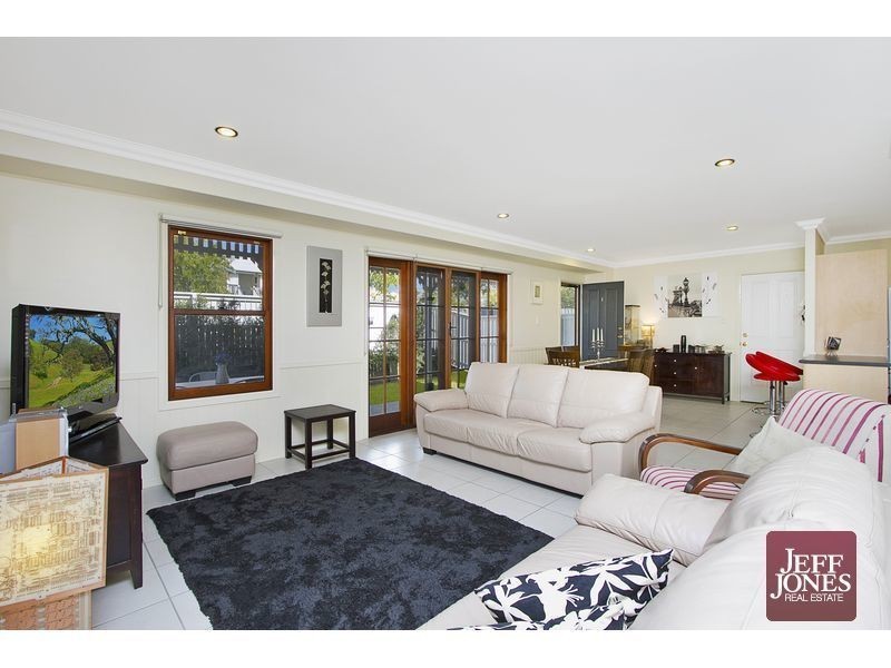 1/53 Hunter Street, Greenslopes QLD 4120