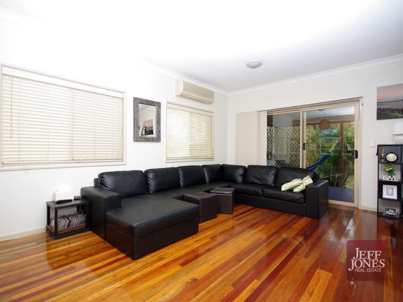 72 Stanley Road, Camp Hill QLD 4152