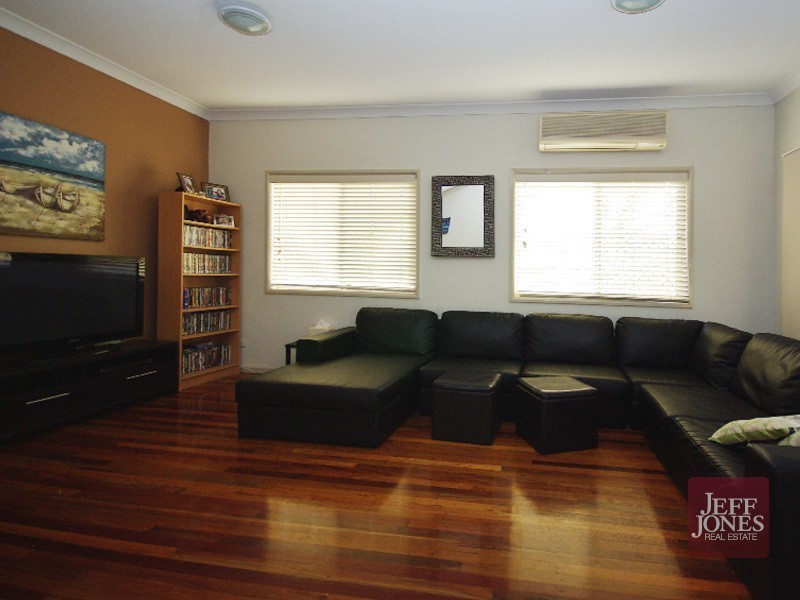 72 Stanley Road, Camp Hill QLD 4152