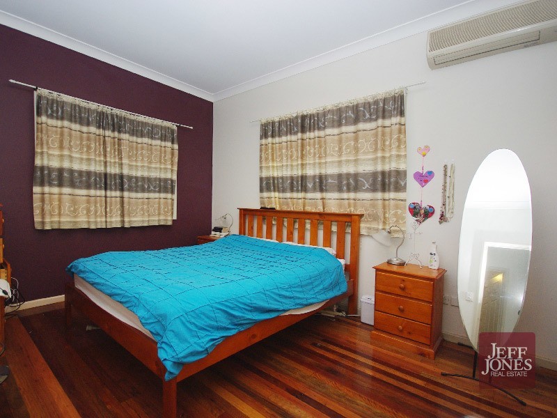 72 Stanley Road, Camp Hill QLD 4152