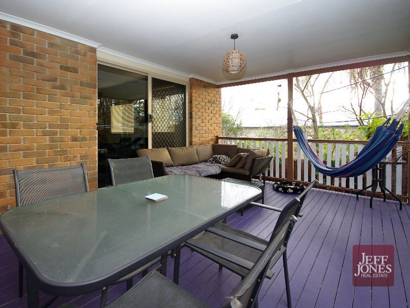 72 Stanley Road, Camp Hill QLD 4152