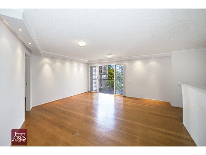 14/123 Main Street, Kangaroo Point QLD 4169