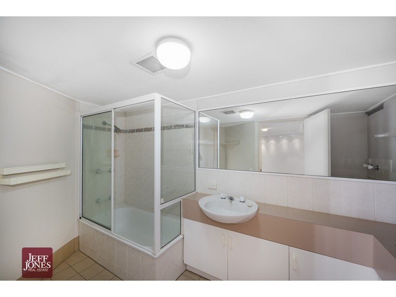 14/123 Main Street, Kangaroo Point QLD 4169