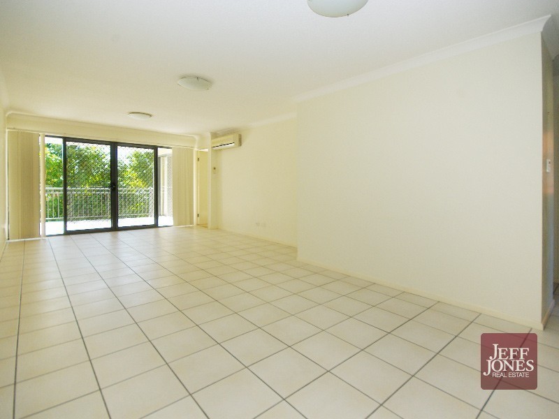 6/34 Douglas Street, Greenslopes QLD 4120