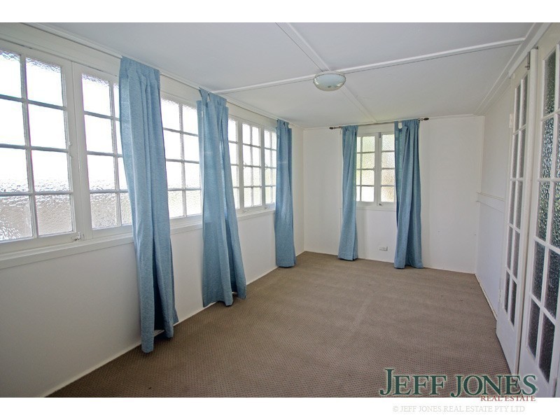 63 Mackay Street, Coorparoo QLD 4151