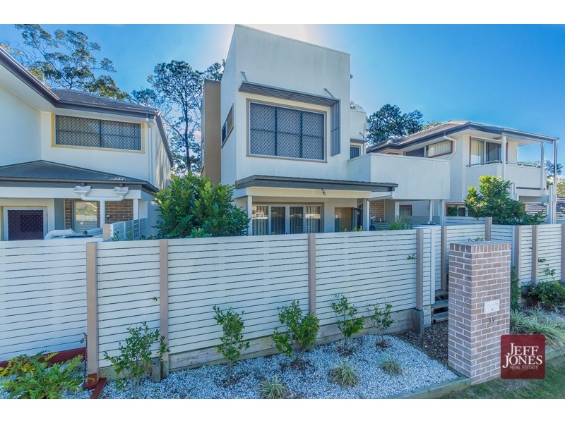 55 Worchester Crescent, Wakerley QLD 4154