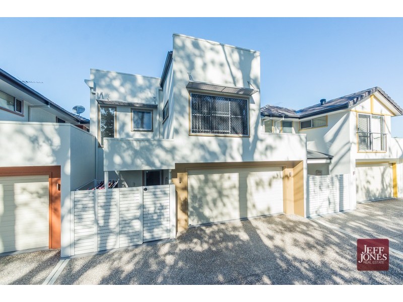 55 Worchester Crescent, Wakerley QLD 4154