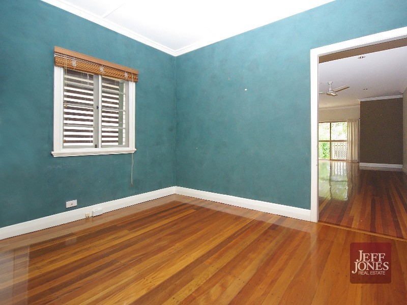 67 Stanley Road, Camp Hill QLD 4152