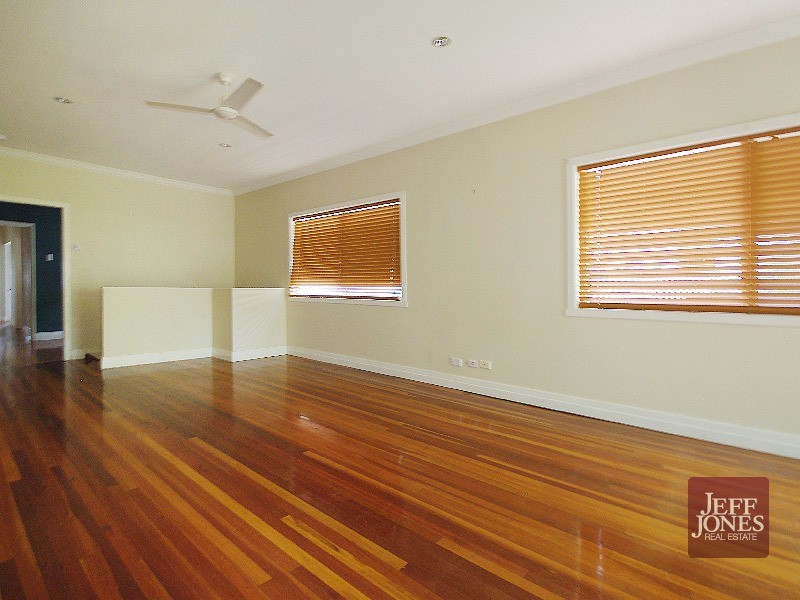 67 Stanley Road, Camp Hill QLD 4152