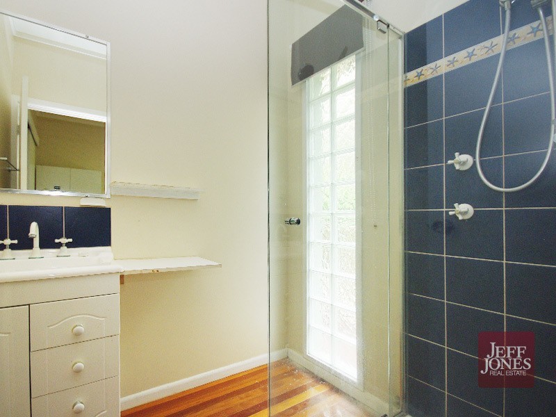 67 Stanley Road, Camp Hill QLD 4152