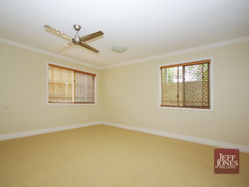67 Stanley Road, Camp Hill QLD 4152