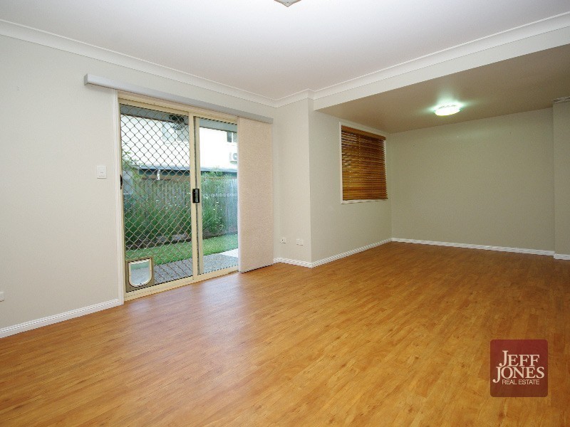 4/102 Chaucer Street, Moorooka QLD 4105