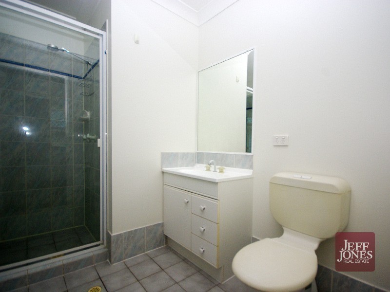 4/102 Chaucer Street, Moorooka QLD 4105