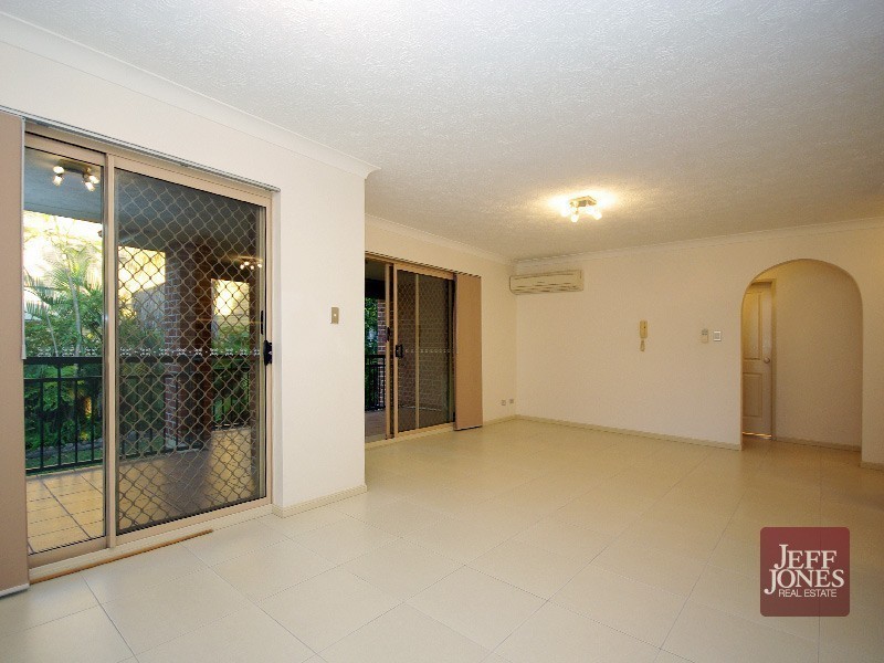 4/50 Rialto Street, Coorparoo QLD 4151