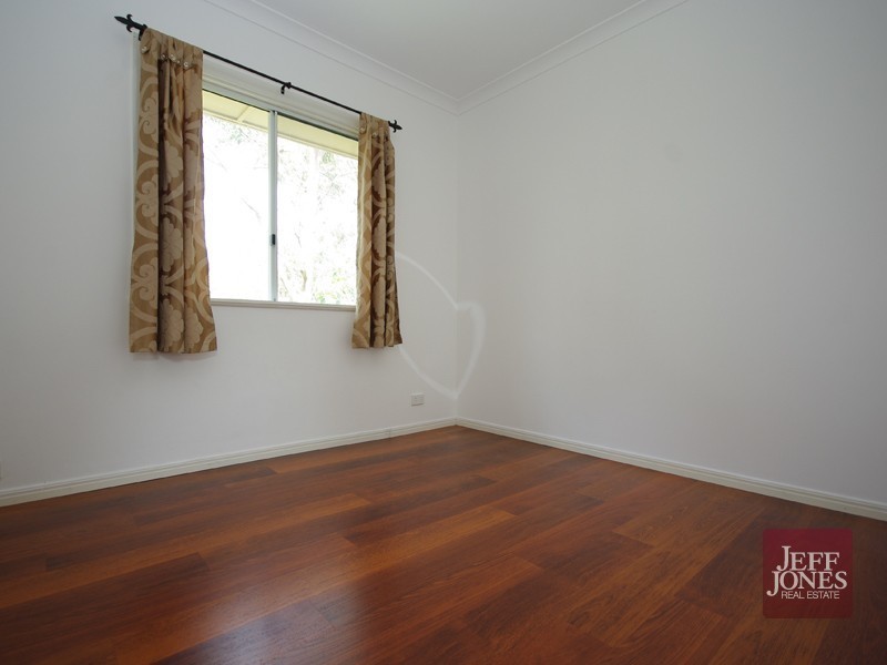 86 Nicholson Street, Greenslopes QLD 4120