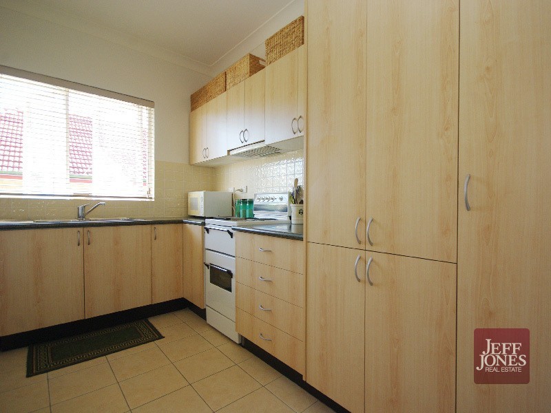 4/93 York Street, Coorparoo QLD 4151