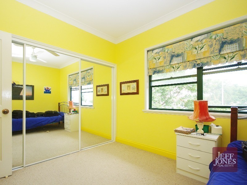 3/13 Lilly Street, Greenslopes QLD 4120