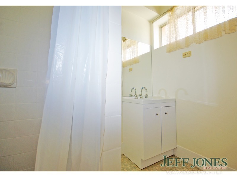 1/186 Juliette Street, Greenslopes QLD 4120