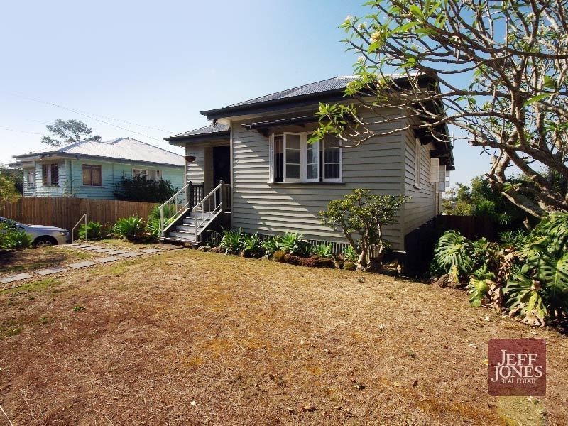 55 Nicholson Street, Greenslopes QLD 4120
