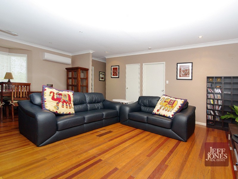 23 Anzac Road, Carina Heights QLD 4152