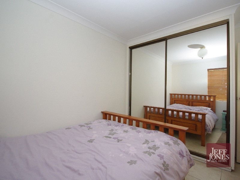 6/10 Dorinda Street, Greenslopes QLD 4120