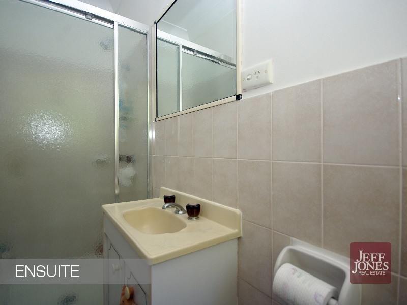 6/10 Dorinda Street, Greenslopes QLD 4120