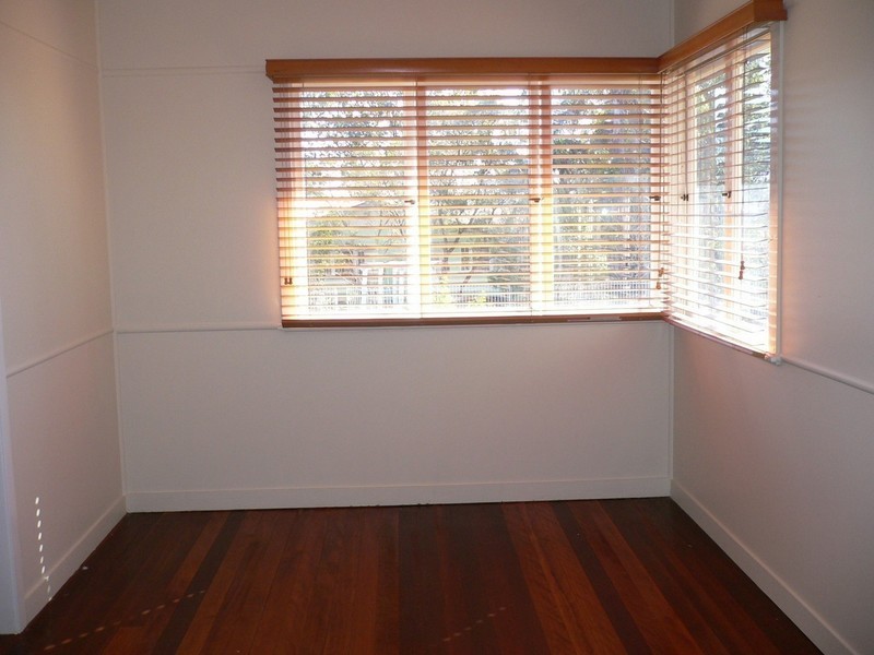 33 Sandon Street, Graceville QLD 4075