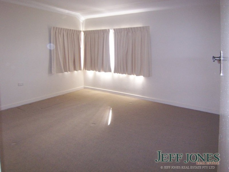 18 Orlando Street, Yeronga QLD 4104